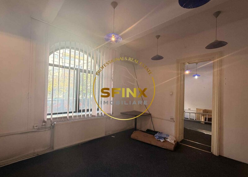 Calea Grivitei, 2 camere circular,  centrala, garaj